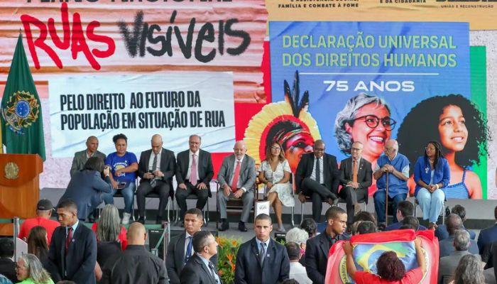 Governo destina R$ 1 bilhão para ações à população em situação de rua